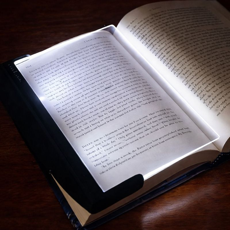 Halo™ Flat Page Reading Light